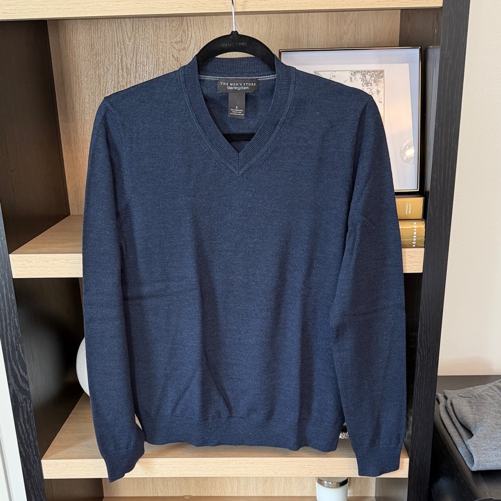 Banana Republic Navy V-Neck Sweater